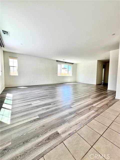 Detail Gallery Image 4 of 21 For 4561 S Anniston Ave, Ontario,  CA 91761 - 4 Beds | 3 Baths