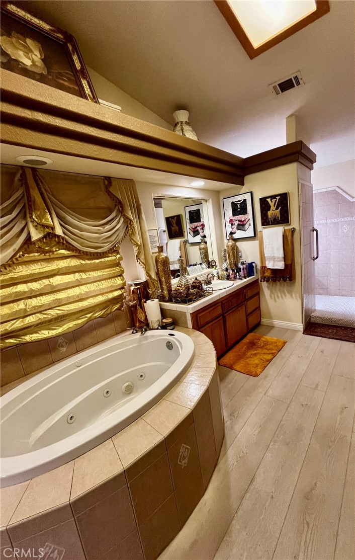 MLS #HD26188653 image #53