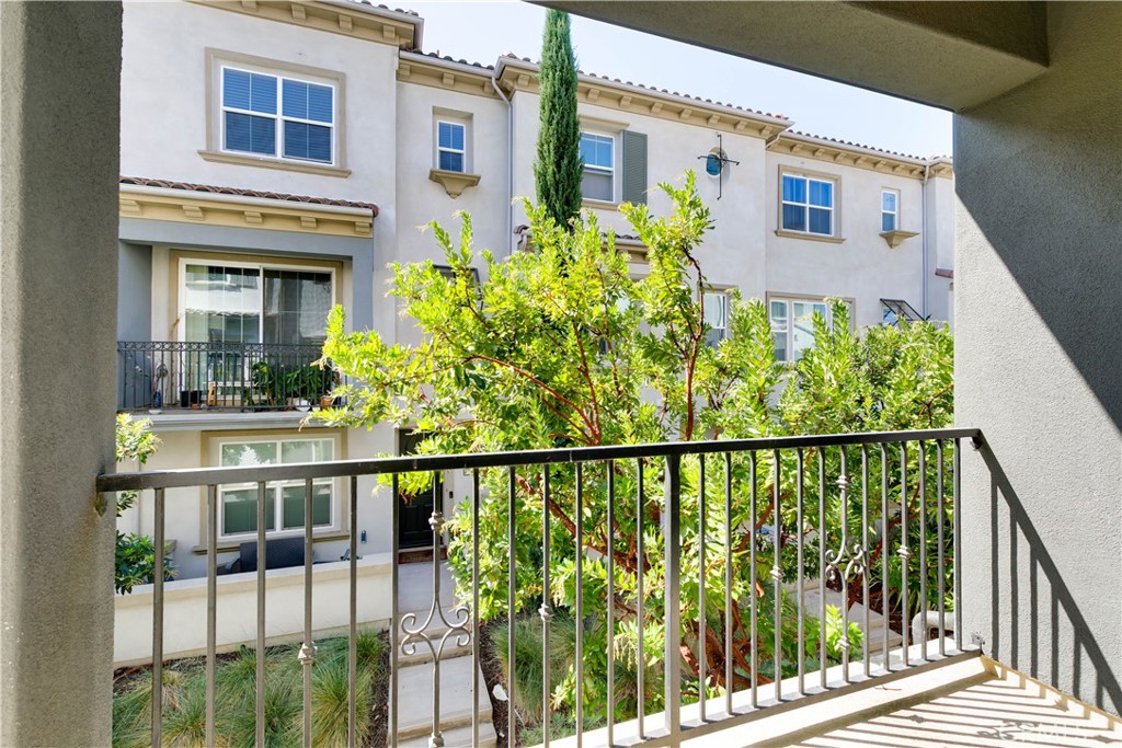 MLS #WS25237503 image #26