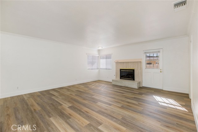 Detail Gallery Image 8 of 34 For 16642 Los Alimos St, Granada Hills,  CA 91344 - 4 Beds | 2/1 Baths