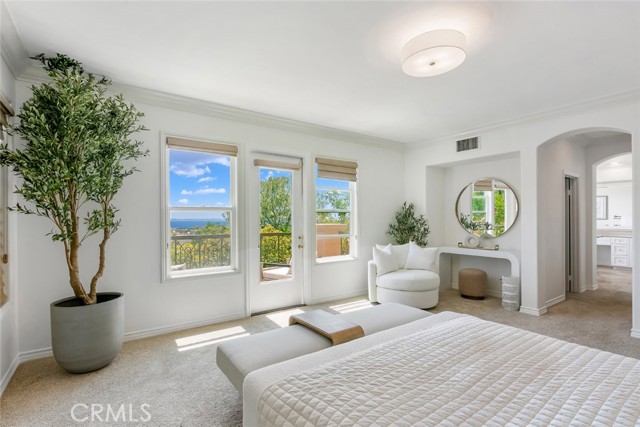 2 Agostino, Newport Coast CA: https://media.crmls.org/medias/b971ace1-0d03-4039-95f8-92c9265187af.jpg