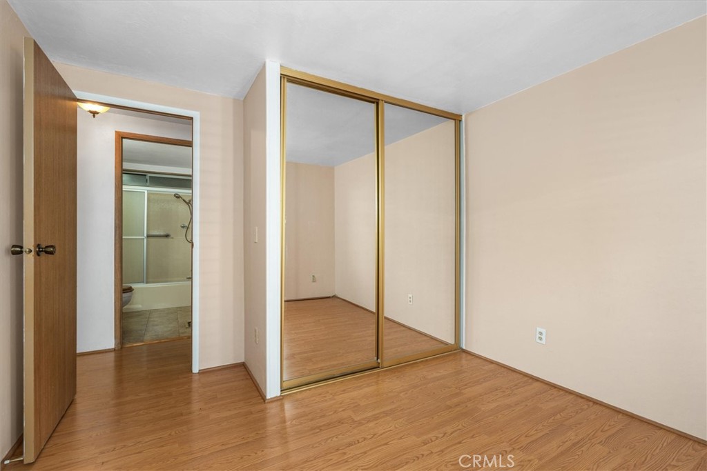 https://media.crmls.org/medias/b971c902-dd25-491a-b1f7-e07fa3d9cf2a.jpg?preset=X-Large