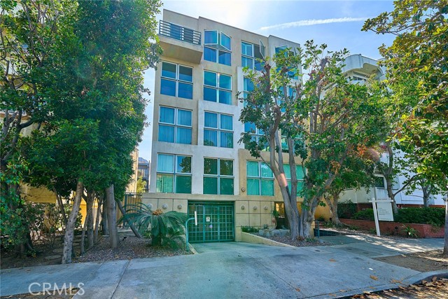 1927 Glendon AVE Unit: 201