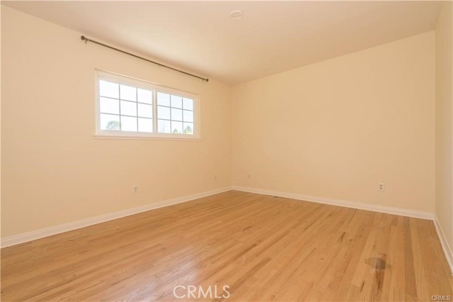Detail Gallery Image 13 of 23 For 18731 Dylan St, Porter Ranch,  CA 91326 - 4 Beds | 2/1 Baths