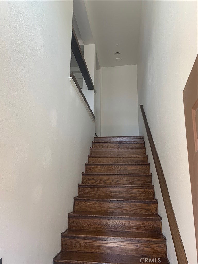 MLS #OC25267528 image #23