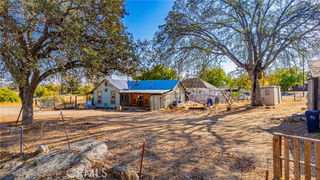 Detail Gallery Image 2 of 36 For 32012 Road 600, Raymond,  CA 93653 - 2 Beds | 1 Baths