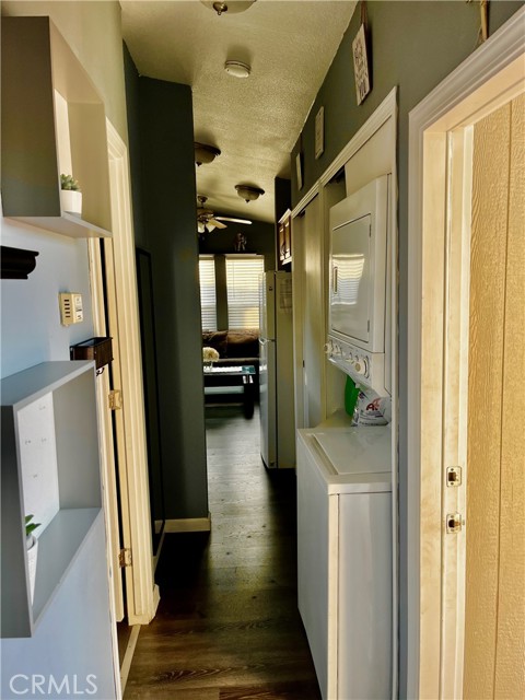 Detail Gallery Image 4 of 17 For 20315 Denker Ave #28,  Torrance,  CA 90501 - 1 Beds | 1 Baths