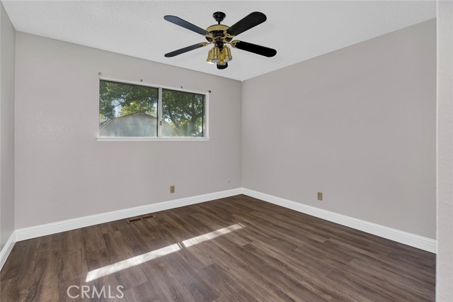 Detail Gallery Image 10 of 22 For 2265 E Herndon, Fresno,  CA 93720 - 3 Beds | 2 Baths