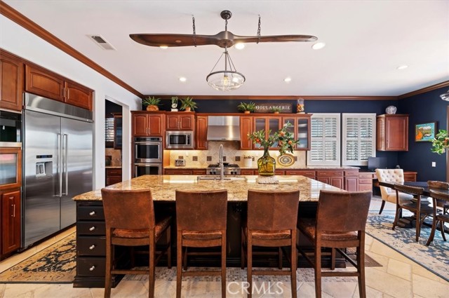16850 Nandina Avenue, Riverside CA: https://media.crmls.org/medias/b9738b65-114d-4dda-a9d1-e2cee99e5789.jpg