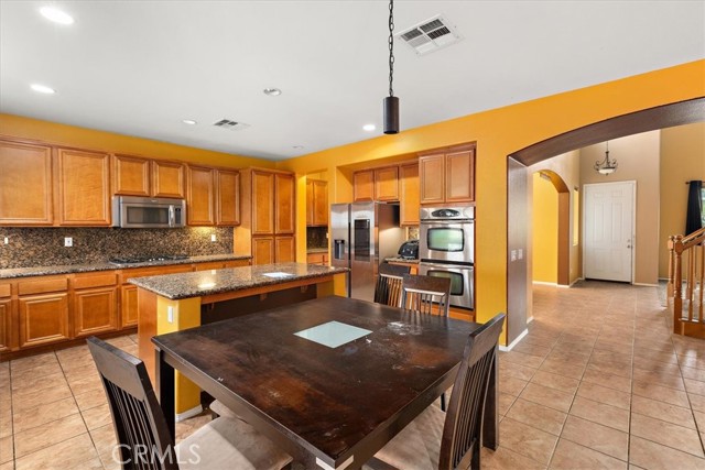 Detail Gallery Image 9 of 30 For 1739 Georgetown, San Jacinto,  CA 92582 - 5 Beds | 4 Baths