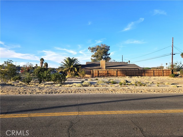 Detail Gallery Image 2 of 7 For 72020 El Paseo Dr, Twentynine Palms,  CA 92277 - – Beds | – Baths