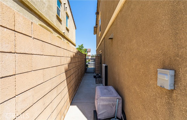 Detail Gallery Image 53 of 73 For 4752 Casillas Way, Fontana,  CA 92336 - 3 Beds | 2/1 Baths