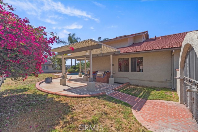 20905 Running Branch Road, Diamond Bar CA: https://media.crmls.org/medias/b975c171-4673-4549-a351-b2c5439ac6a3.jpg