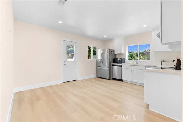 Image 32 of 35 For 14376 Euclid Street 1-4