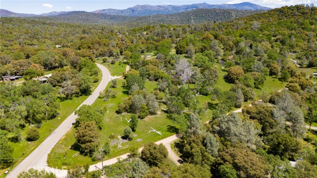 Detail Gallery Image 26 of 33 For 4872 Hirsch Rd, Mariposa,  CA 95338 - – Beds | – Baths