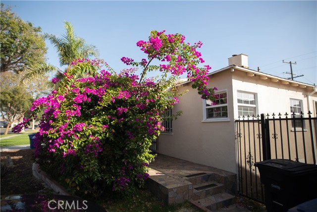 Detail Gallery Image 6 of 51 For 9726 Kauffman Ave, South Gate,  CA 91355 - 2 Beds | 1 Baths