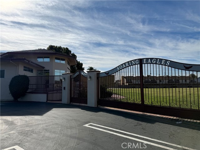 Image 28 of 48 For 405 S Azusa Ave