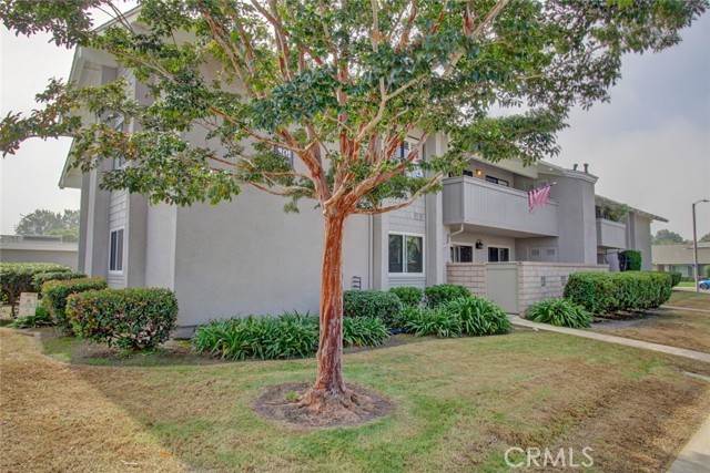 Image 3 for 8866 Tulare Dr #C301, Huntington Beach, CA 92646