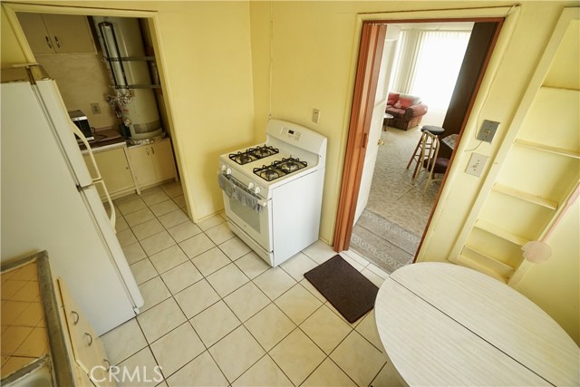 369 E Andrix Street, Monterey Park CA: https://media.crmls.org/medias/b9781cc5-2f07-4ef9-9ed5-162084a05952.jpg