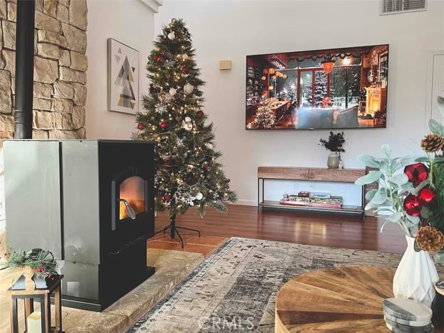 Detail Gallery Image 4 of 21 For 40584 Indian Springs, Oakhurst,  CA 93644 - 4 Beds | 3 Baths