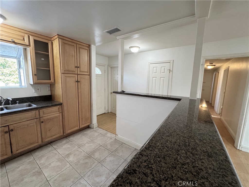 MLS #SR25175669 img 8