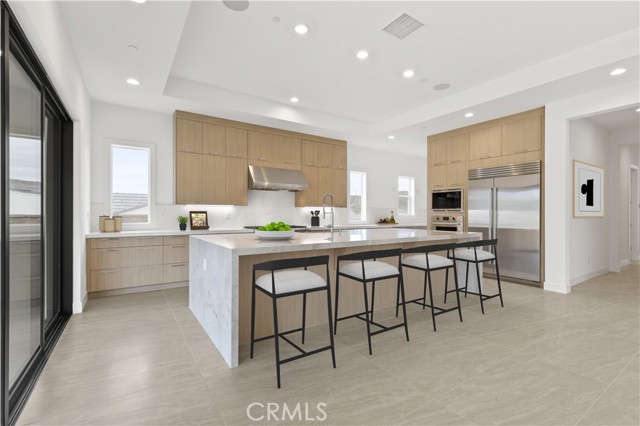 Detail Gallery Image 3 of 7 For 11900 Red Hawk Ln, Porter Ranch,  CA 91326 - 4 Beds | 4/1 Baths