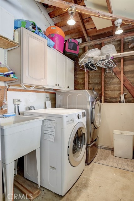 Laundry in garage.