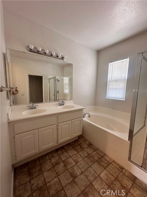 Detail Gallery Image 24 of 59 For 1872 Browning Ct, San Jacinto,  CA 92583 - 5 Beds | 2/1 Baths