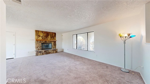 Detail Gallery Image 9 of 71 For 13960 Valle Vista Rd, Phelan,  CA 92371 - 3 Beds | 2 Baths