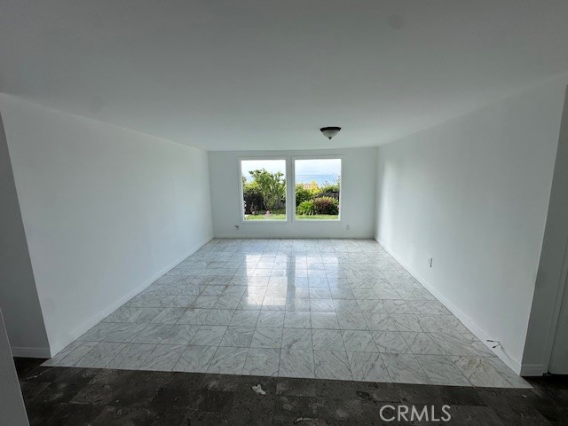 557 Via Almar, Palos Verdes Estates CA: https://media.crmls.org/medias/b9797852-e0e0-4104-9fd5-6579630fd432.jpg