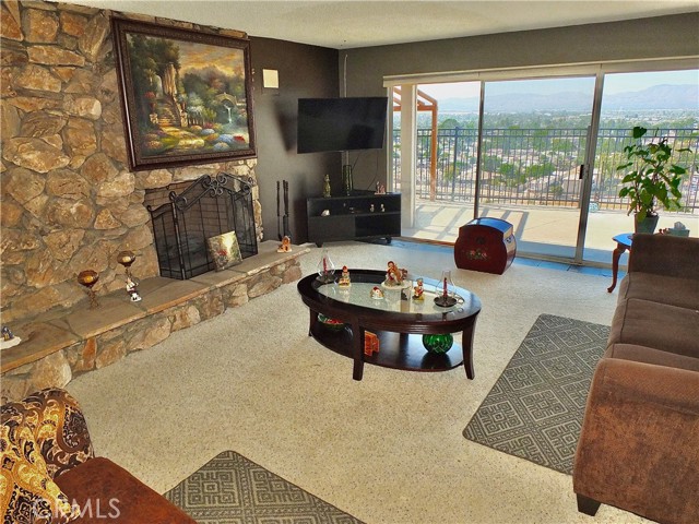 Detail Gallery Image 21 of 50 For 6570 Monte Vista Dr, San Bernardino,  CA 92404 - 2 Beds | 2 Baths