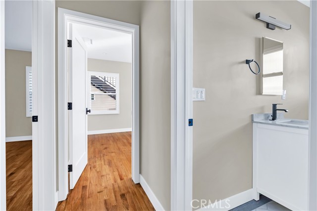 Image 10 of 51 For 5602 Verdura Ave