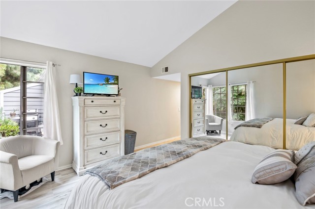 1410 Brett Place, San Pedro CA: https://media.crmls.org/medias/b97a2eca-da9a-4a79-ac5d-483136730c73.jpg