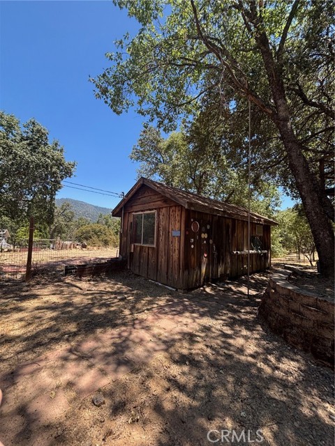 Detail Gallery Image 4 of 31 For 5615 Silver Strand Fall, Mariposa,  CA 95338 - 3 Beds | 2 Baths