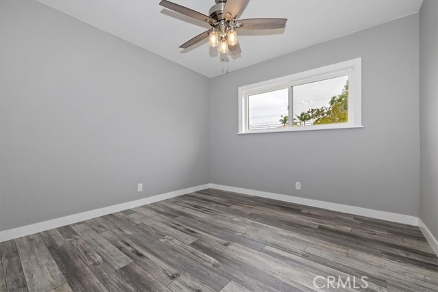 887 Kingman Drive, Norco CA: https://media.crmls.org/medias/b97a9dc2-62bd-409f-a279-14b7a97de6b0.jpg