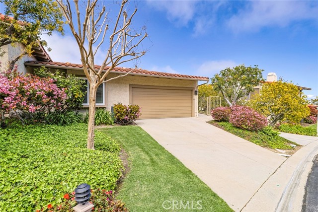 Detail Gallery Image 4 of 65 For 110 Hilltop Cir, Rancho Palos Verdes,  CA 90275 - 2 Beds | 2 Baths