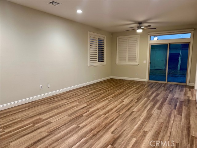 Detail Gallery Image 2 of 18 For 14950 Texaco Ave, Paramount,  CA 90723 - 3 Beds | 2/1 Baths