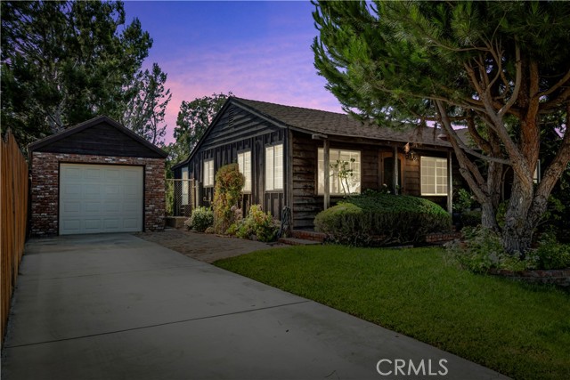 Detail Gallery Image 2 of 38 For 26357 Hillcrest Ave, Lomita,  CA 90717 - 2 Beds | 2 Baths
