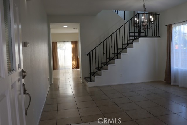 Detail Gallery Image 14 of 37 For 16731 Parthenia St #3,  Northridge,  CA 91343 - 4 Beds | 3 Baths