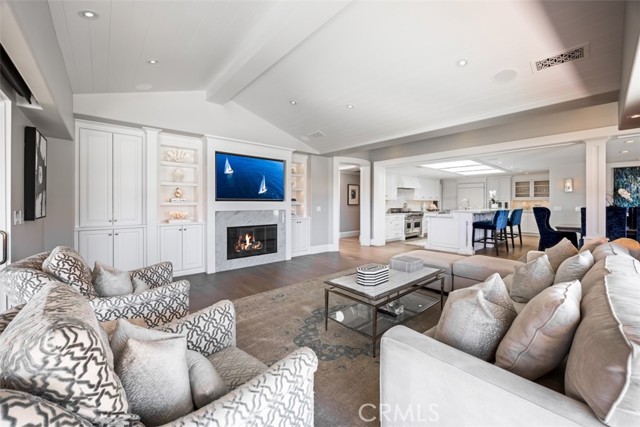 Detail Gallery Image 8 of 17 For 515 Cameo Highlands, Corona Del Mar,  CA 92625 - 4 Beds | 4 Baths