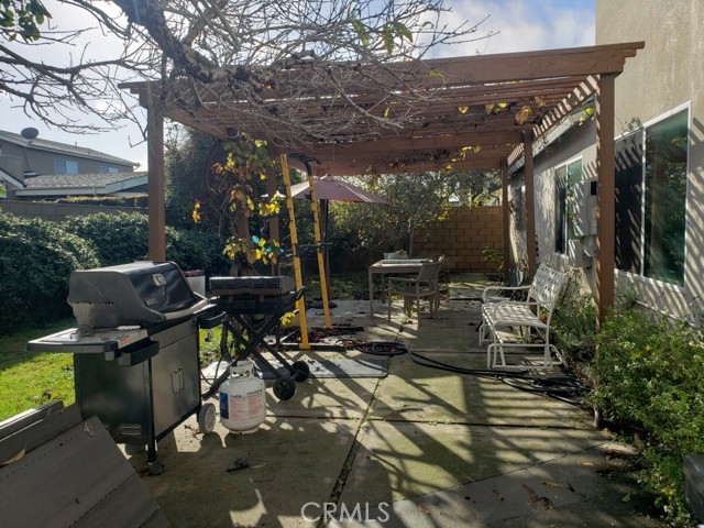 Detail Gallery Image 7 of 8 For 17072 Berlin, Huntington Beach,  CA 92649 - 1 Beds | 1 Baths