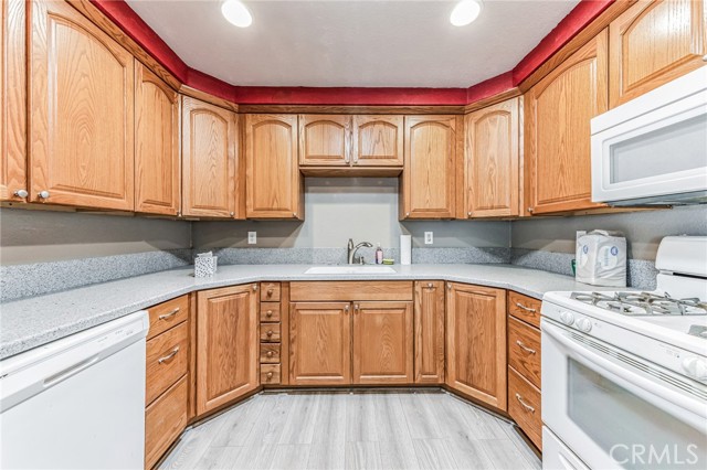 Detail Gallery Image 11 of 30 For 9035 W Avenue F, Lancaster,  CA 93536 - 2 Beds | 1 Baths