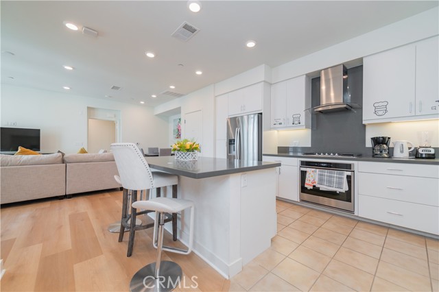 Detail Gallery Image 7 of 33 For 1524 Nolita, Irvine,  CA 92612 - 2 Beds | 2 Baths