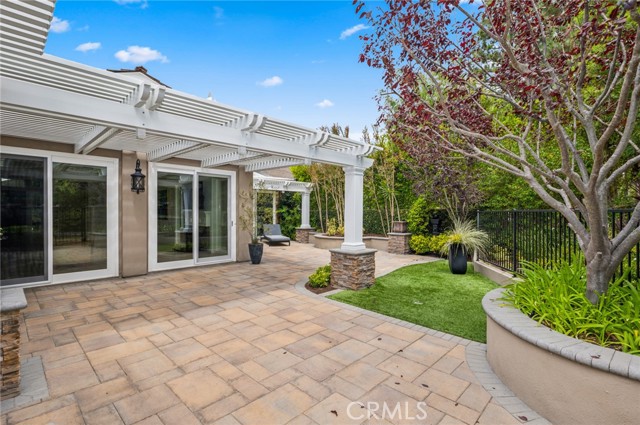 Detail Gallery Image 32 of 40 For 6 Rue Cannes, Newport Beach,  CA 92660 - 3 Beds | 2/1 Baths