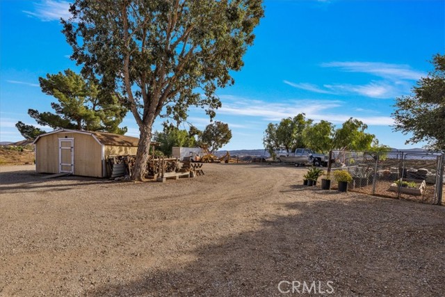 Detail Gallery Image 8 of 31 For 30406 Romero Canyon Rd, Castaic,  CA 91384 - 3 Beds | 3/1 Baths