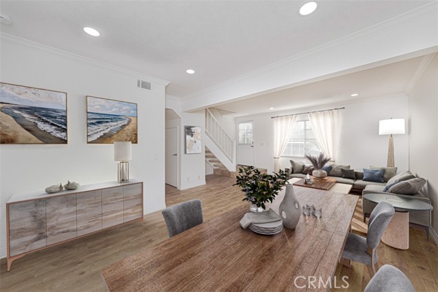 Detail Gallery Image 3 of 35 For 12 Thicket # 67, Irvine,  CA 92614 - 2 Beds | 1/1 Baths