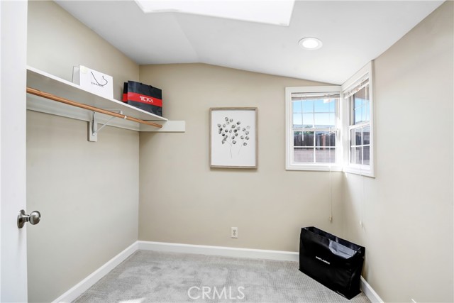 Detail Gallery Image 17 of 23 For 946 W Kendall, Corona,  CA 92882 - 3 Beds | 2 Baths