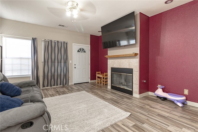 Detail Gallery Image 9 of 31 For 1017 East Ave, Gustine,  CA 95322 - 3 Beds | 2 Baths