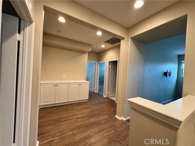 1893 Marquez Way, Corona CA: https://media.crmls.org/medias/b97f49ac-517b-487a-88bc-e9e8b271a00e.jpg