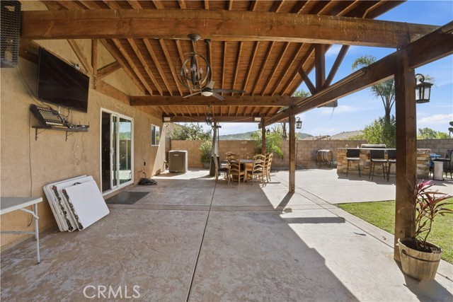 Detail Gallery Image 38 of 65 For 4415 Bethel Rd, Jurupa Valley,  CA 92509 - 5 Beds | 3/1 Baths